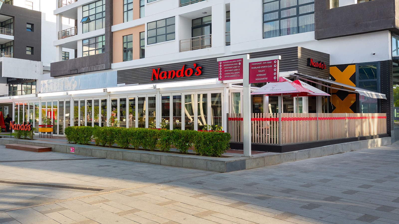NANDO'S - GRAND BAIE LA CROISETTE